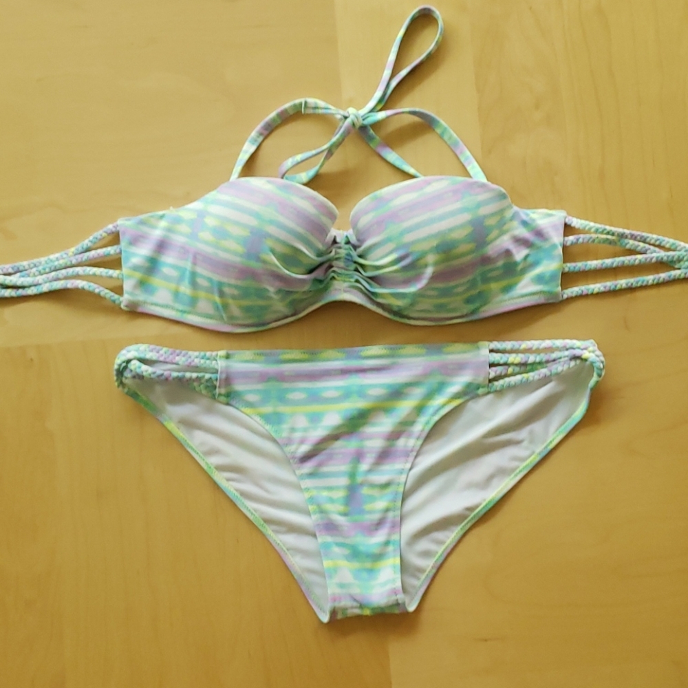 Victoria's Secret Vapor Wave Braided Bandeau 34D